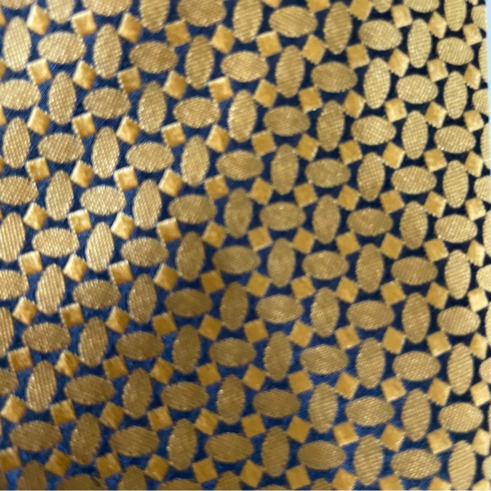 Robert Talbott Gold Micro-Pattern Tie - image 5